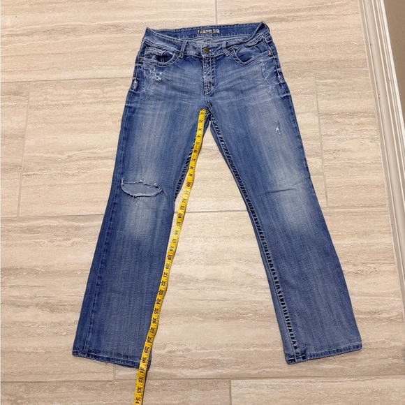 BKE Culture boot cut jeans, size 31 - Picture 11 of 11